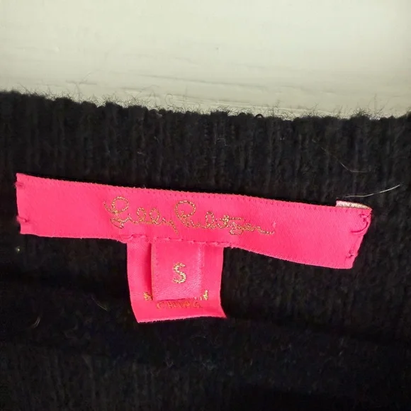 Lilly Pulitzer Black Sweater with Pink Label - Picture 3 of 5